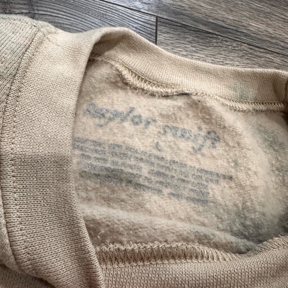 Taylor Swift Folklore Sweatshirt Misprinted Error No Print On Arm Size Large - Picture 3 of 3